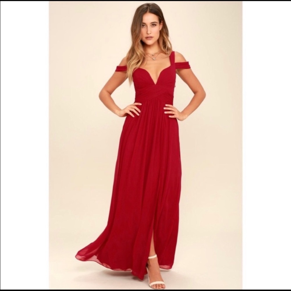 Lulu’s Ocean of Elegance Maxi Dress